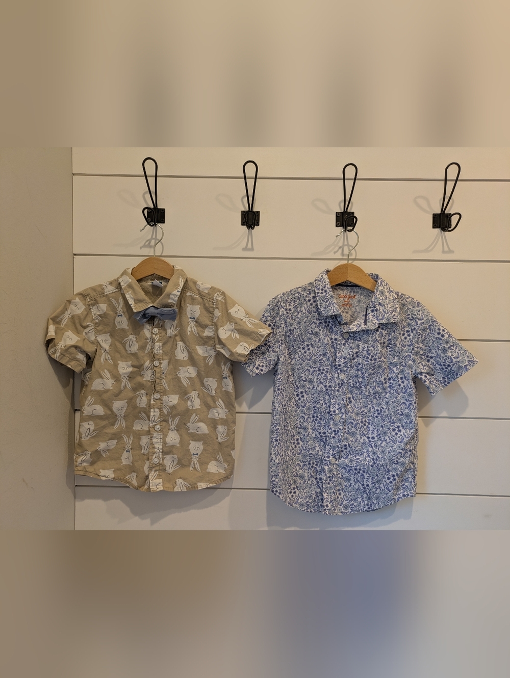 2 button down short sleeve shirts, 5T